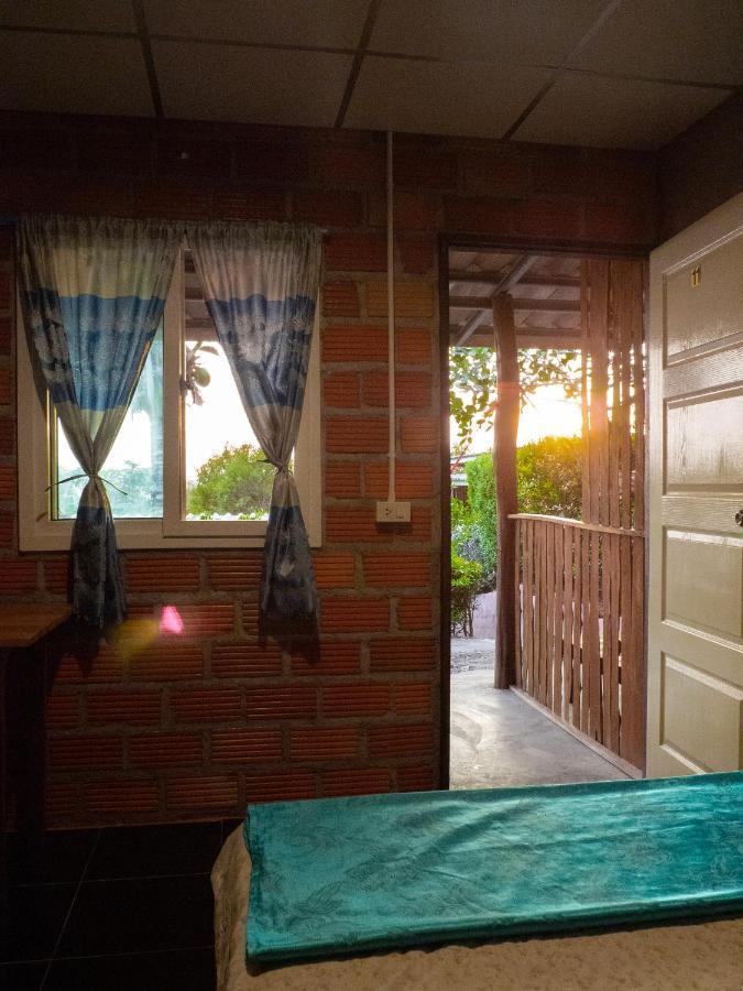 Cat Bungalow Ko Lanta Buitenkant foto